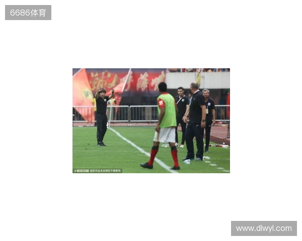 鲁媒：现在确认韩鹏是泰山正式主帅为时过早，若请外教得争分夺秒